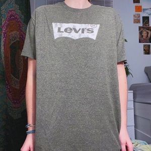 Levi's Oversized Tshirt